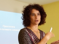 Dessi Boshnakova in action
